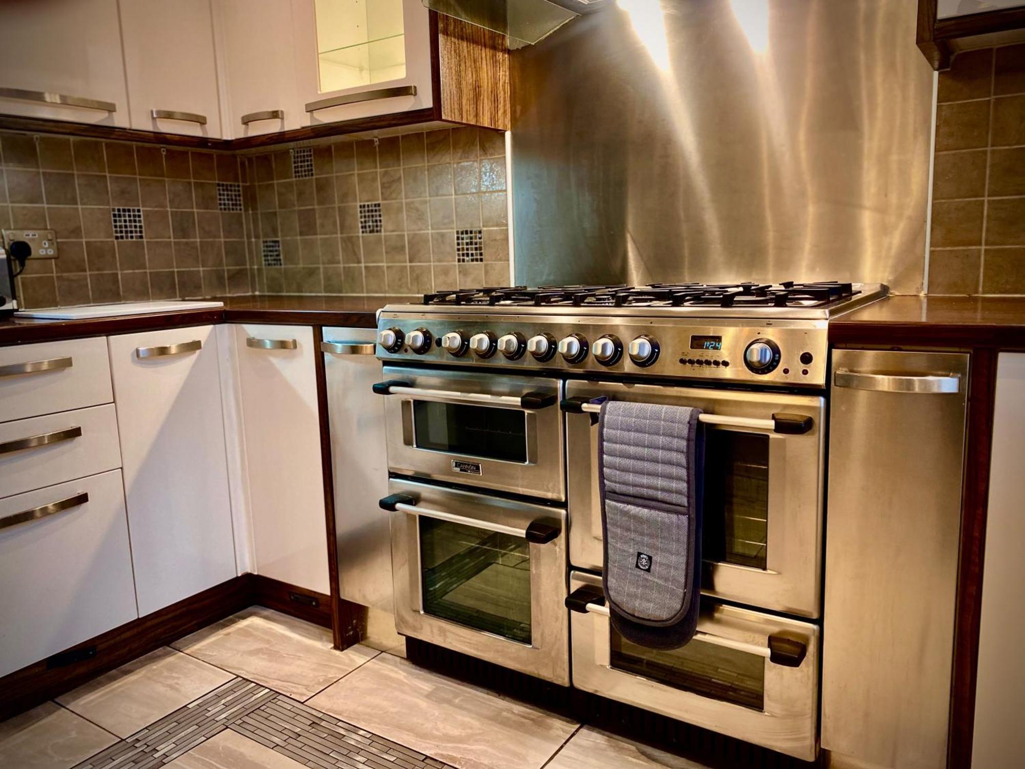 فيلا Sleeps10-Parking-Garden-Hottub-Petfriendly بلاكبول المظهر الخارجي الصورة